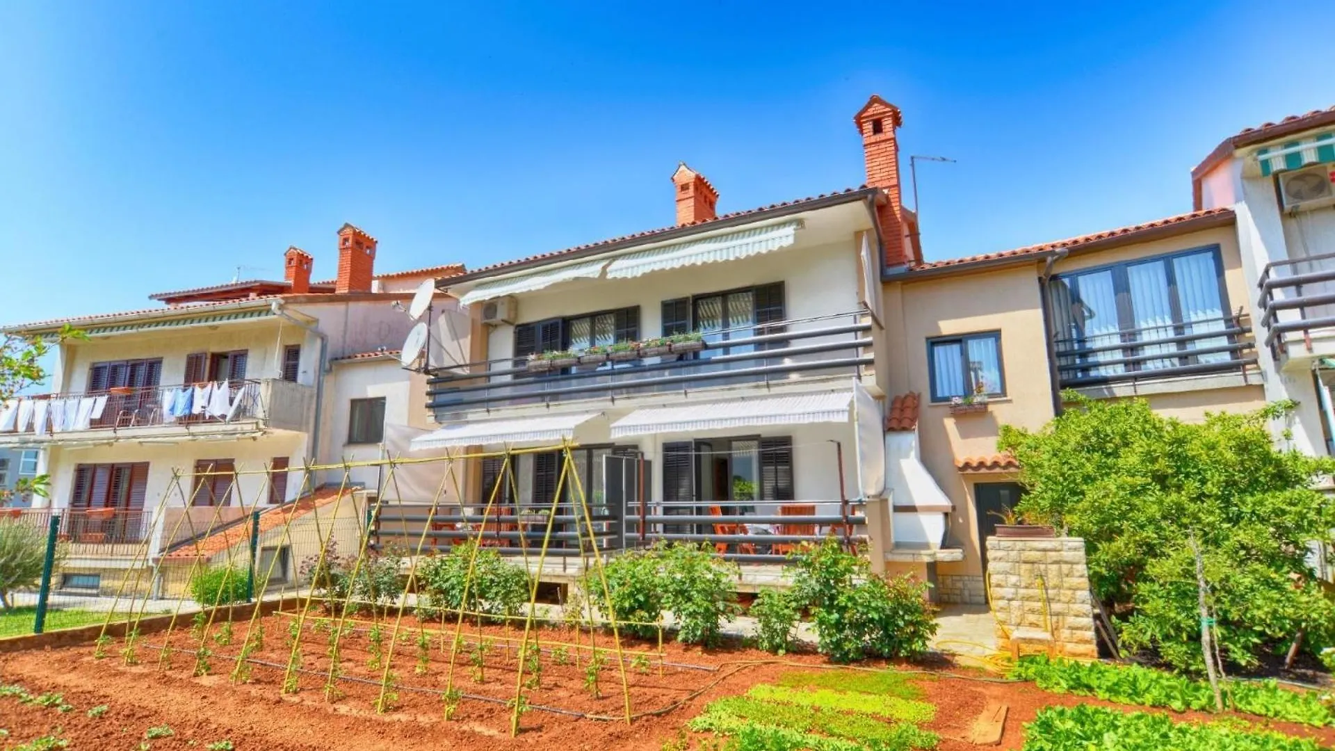 Ferienwohnung Fuer 4 Personen Ca 49 Qm In Fazana, Istrien Istrische Riviera Valbandon Kroatien